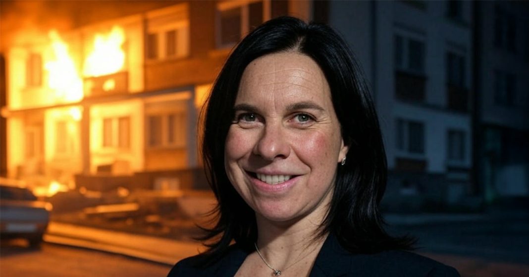 Valérie Plante avec un logement en feu