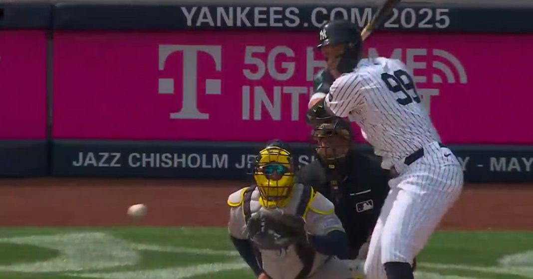 Les Yankees révolutionnent le baseball avec leurs bâtons « torpille » : la MLB confirme leur légalité