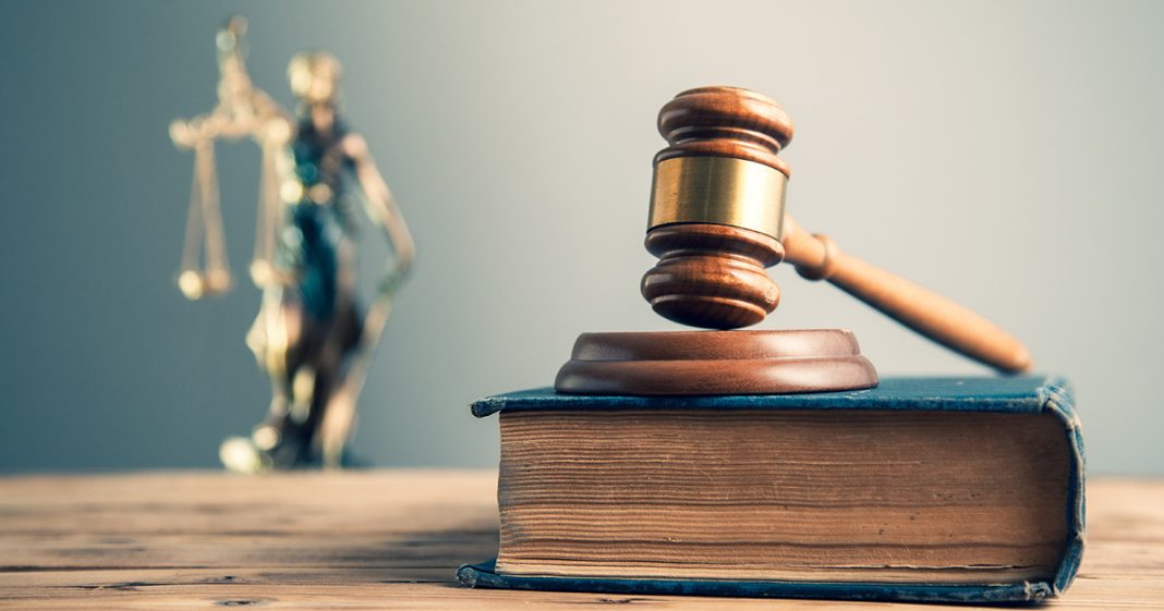 Affaire Epstein : Maxwell s’oppose aux transcriptions du grand jury