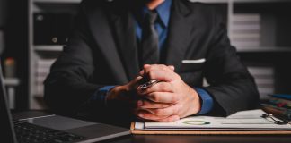 Projet de loi, Avocat, Contrat