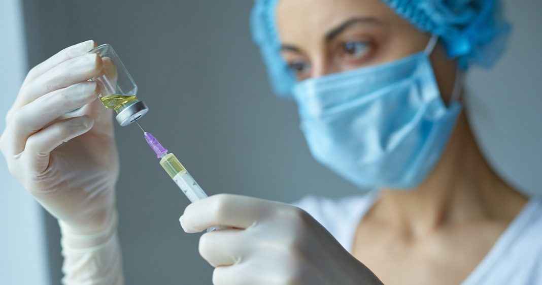 Vaccin avec infirmière Vaccin avec infirmière