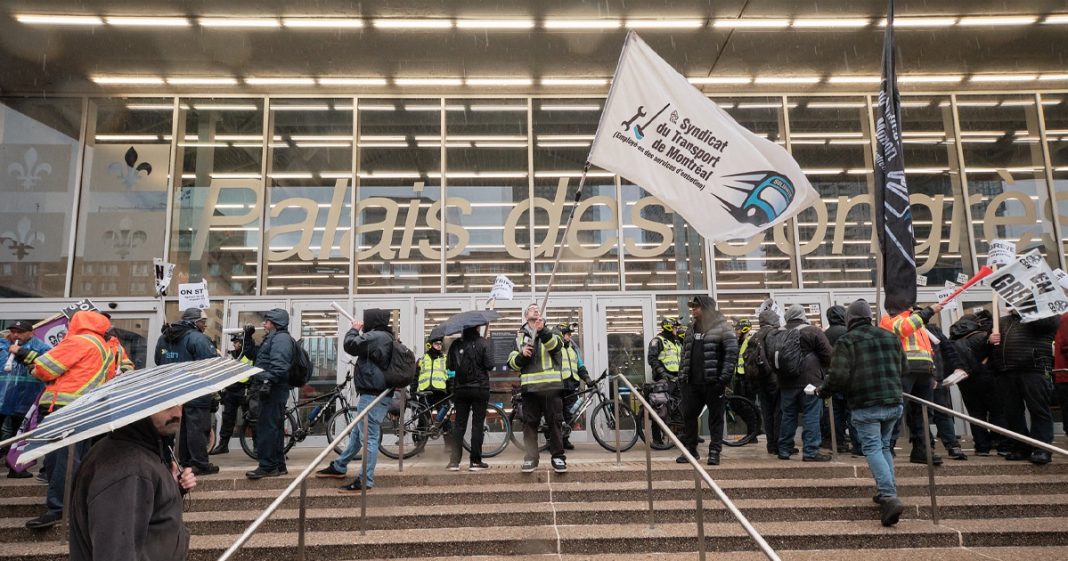 Paralysie du transport à Montréal : le PCQ propose une solution permanente