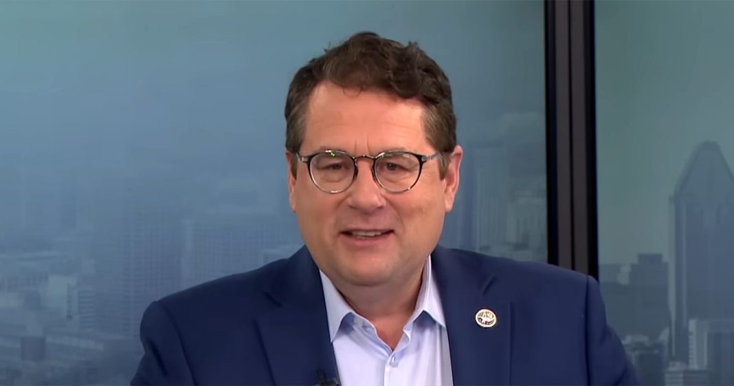 Bernard Drainville, ministre de l'Éducation du Québec (2024).