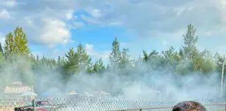 La fumée, la liberté et le mépris de classe Éric Duhaime devant le show de boucane de Saint-Lazare-de-Bellechasse